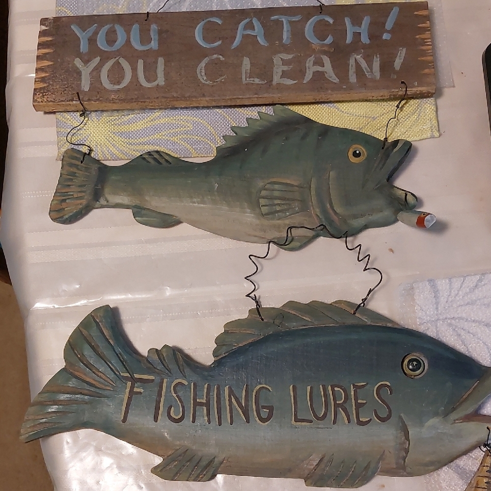 Rustic Fish Wall Decor with Sign